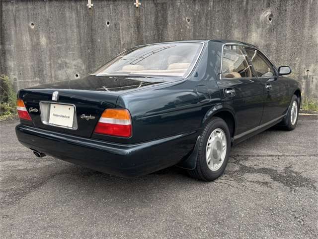 NISSAN GLORIA hardtop 1995