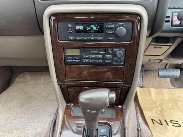 NISSAN GLORIA hardtop 1995