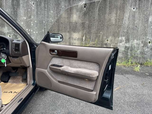 NISSAN GLORIA hardtop 1995