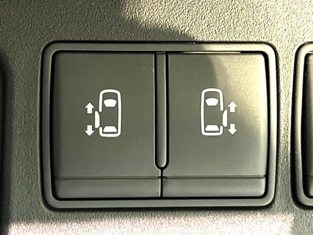 NISSAN SERENA  WG 2011