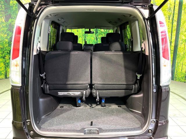 NISSAN SERENA  WG 2011