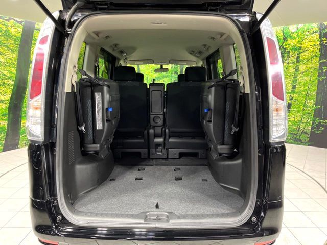 NISSAN SERENA  WG 4WD 2012