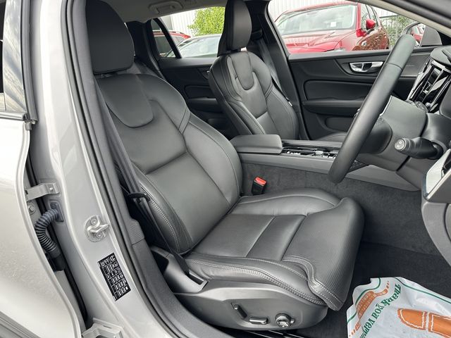 VOLVO VOLVO V60 CROSS COUNTRY 2024