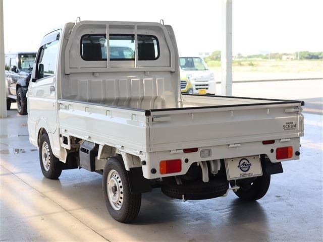 MAZDA SCRUM truck 2022