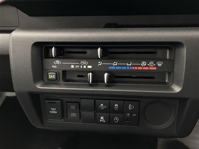 DAIHATSU HIJET truck 4WD 2025