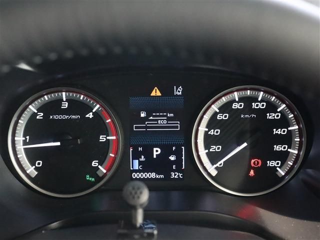 MITSUBISHI DELICA D:5 4WD 2025