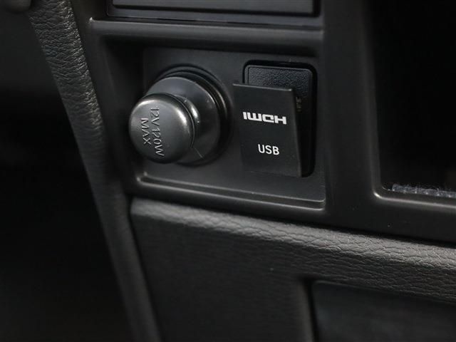 MITSUBISHI DELICA D:5 4WD 2025