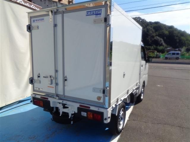 DAIHATSU HIJET truck 2025
