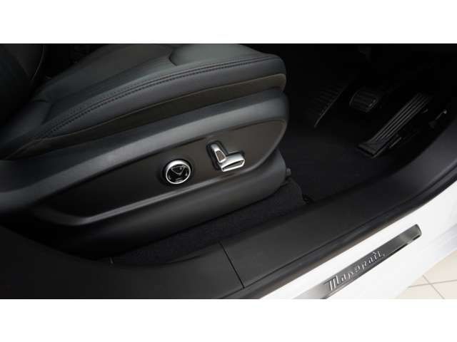 MASERATI MASERATI Grecale 2025