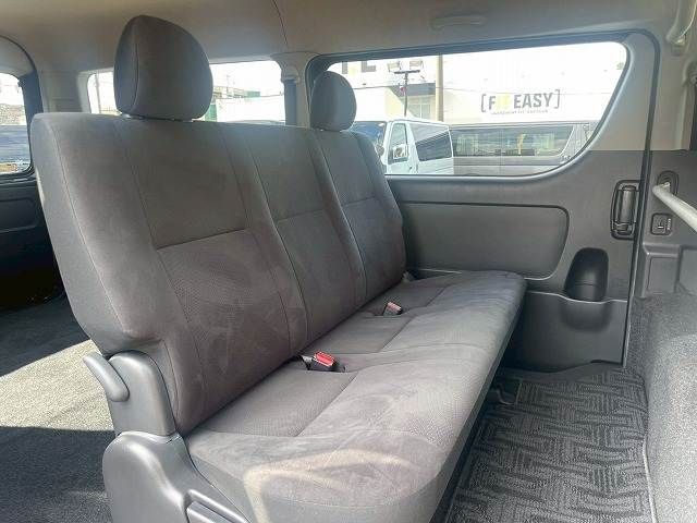 TOYOTA HIACE van 2WD 2019