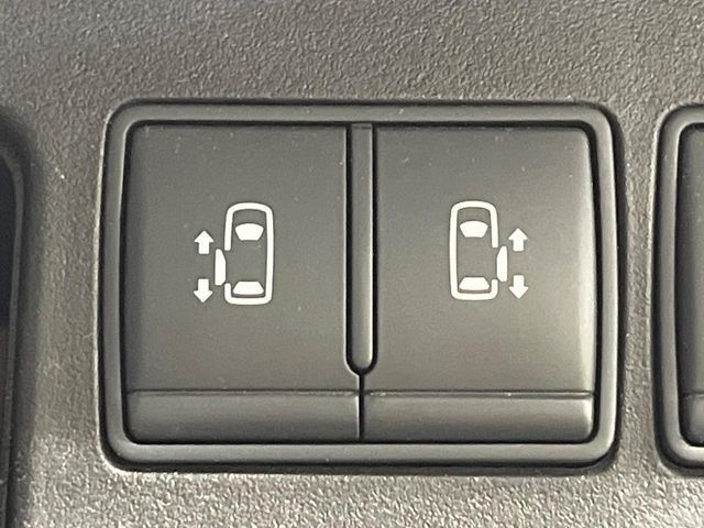 NISSAN SERENA  S-HYBRID 2013