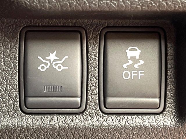 NISSAN NV350 CARAVAN 2021