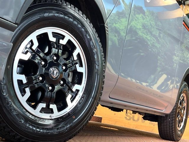 NISSAN NV350 CARAVAN 2021