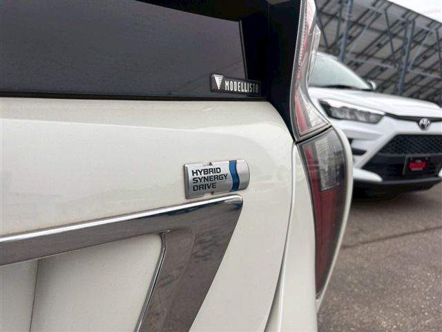 TOYOTA PRIUS 4WD 2016