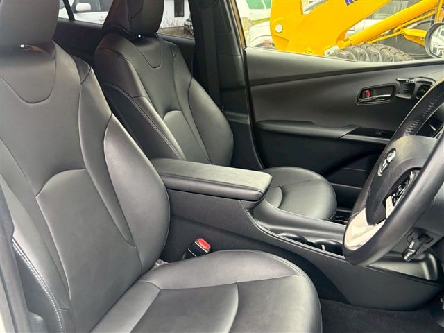 TOYOTA PRIUS 4WD 2016