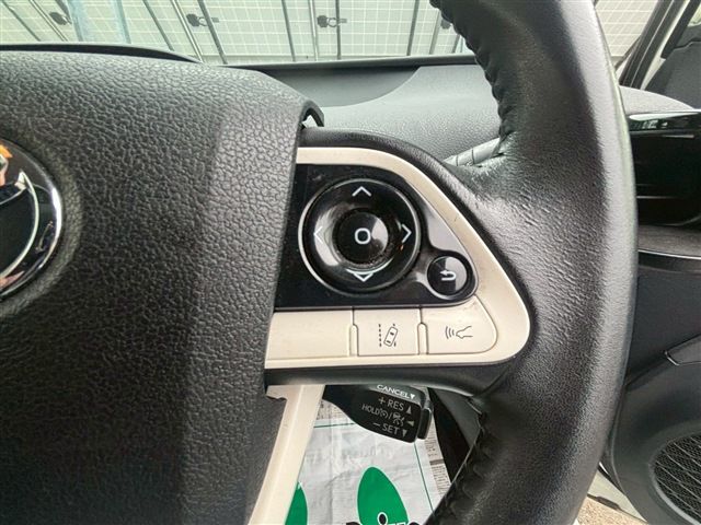 TOYOTA PRIUS 4WD 2016