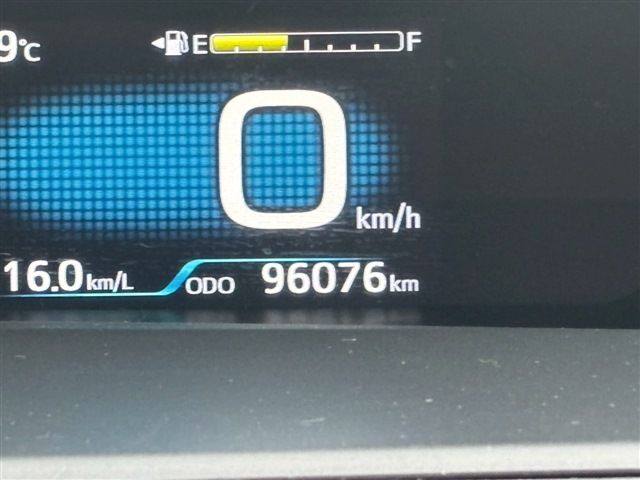 TOYOTA PRIUS 4WD 2016