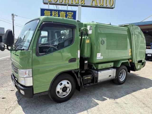 MITSUBISHI CANTER 2013