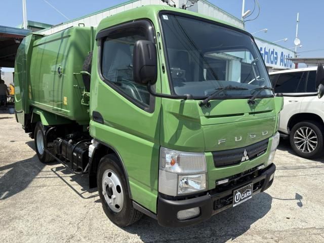 MITSUBISHI CANTER 2013