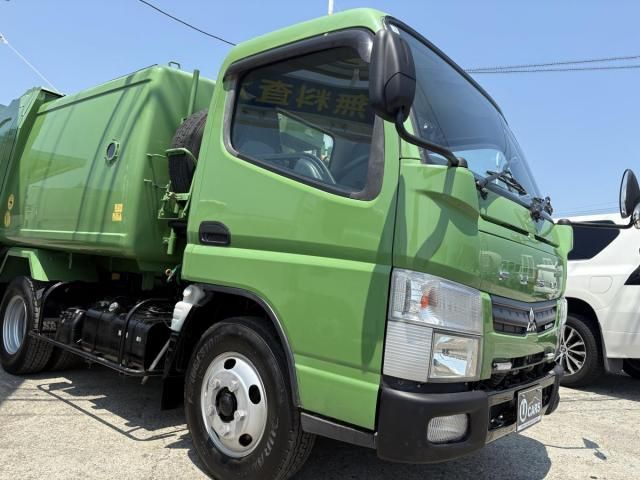 MITSUBISHI CANTER 2013