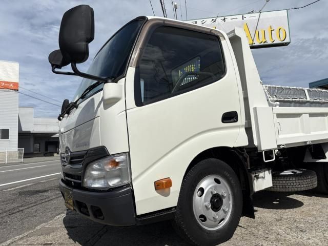 HINO DUTRO 2012