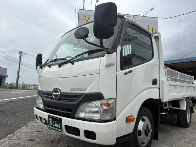 HINO DUTRO 2012