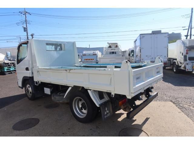 MITSUBISHI CANTER 2018