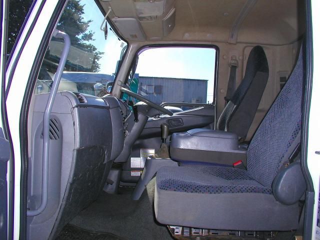 MITSUBISHI FUSOU FIGHTER 2014