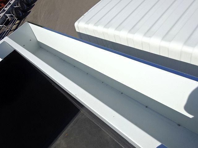 MITSUBISHI FUSOU SUPER GREAT 2025