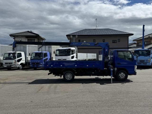 MITSUBISHI CANTER 2013