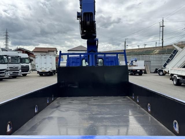 MITSUBISHI CANTER 2013