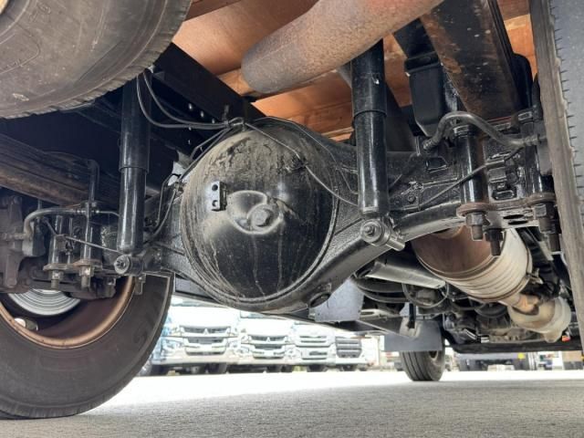 MITSUBISHI CANTER 2013