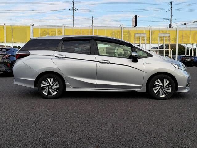 HONDA SHUTTLE HYBRID 2020