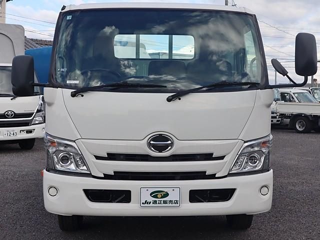 HINO DUTRO 2020