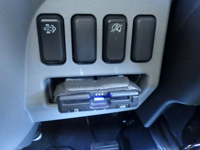 MITSUBISHI CANTER 2023