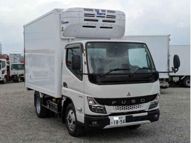 MITSUBISHI CANTER 2025