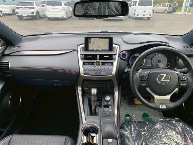 TOYOTA LEXUS NX300h AWD 2014