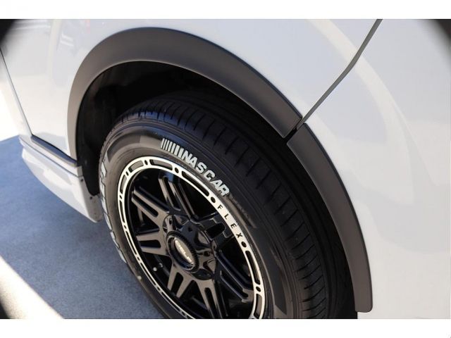 TOYOTA HIACE van 4WD 2022