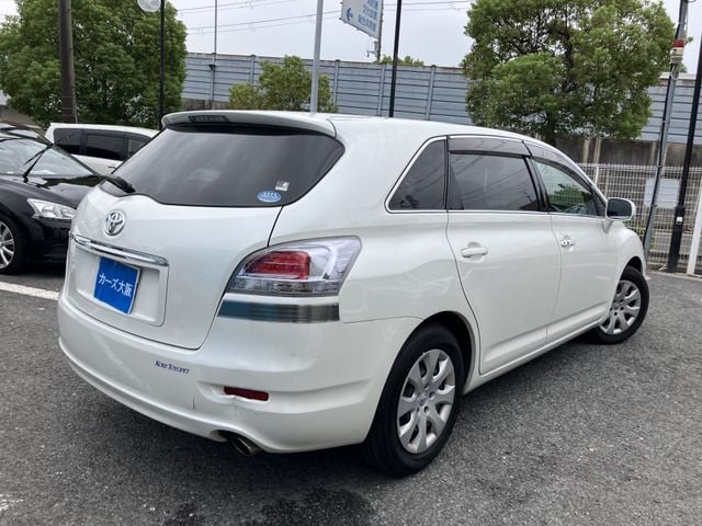 TOYOTA MARK X ZIO 2013