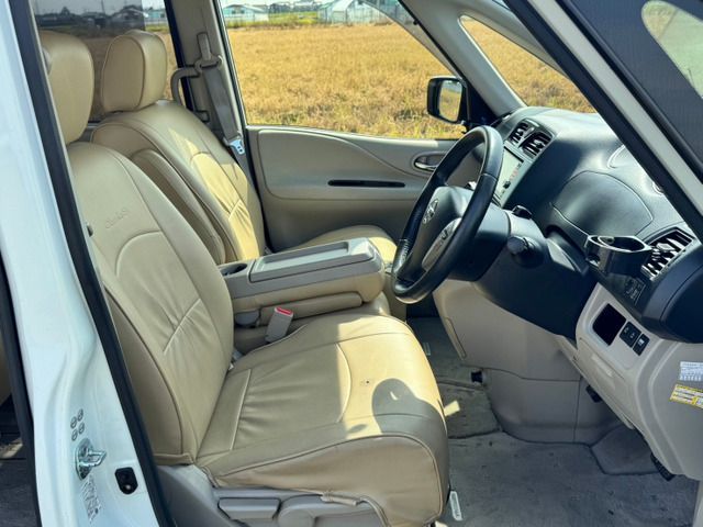 NISSAN SERENA  S-HYBRID 2013