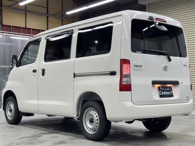 TOYOTA TOWNACE van 4WD 2025