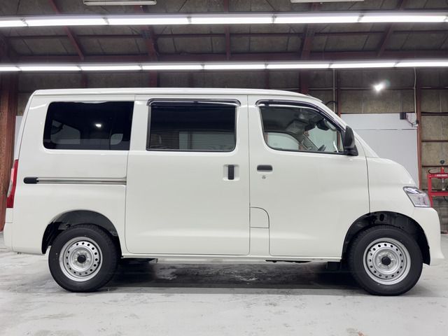 TOYOTA TOWNACE van 4WD 2025