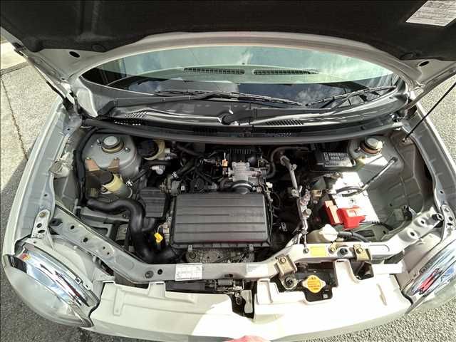 DAIHATSU MIRA GINO 2004