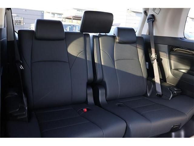 TOYOTA ALPHARD 4WD 2021