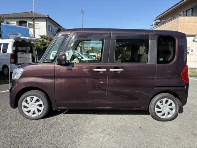 DAIHATSU TANTO 2015