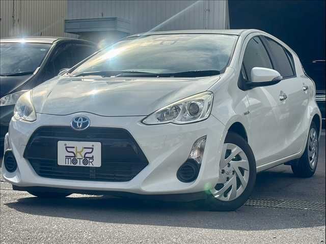 TOYOTA AQUA 2016