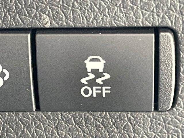 NISSAN CARAVAN van 4WD 2022