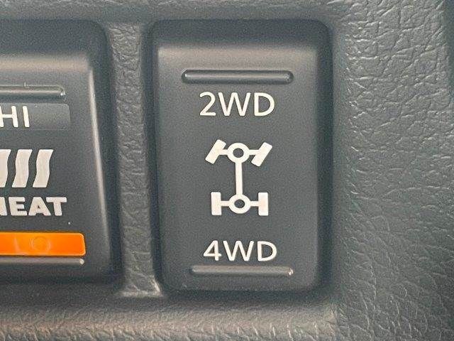 NISSAN CARAVAN van 4WD 2022