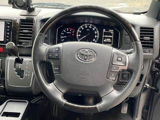 TOYOTA HIACE van 2WD 2020