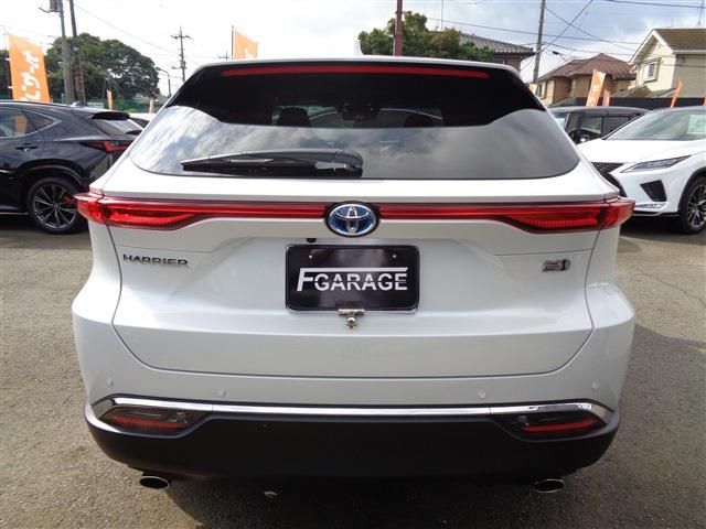 TOYOTA HARRIER HYBRID 2024